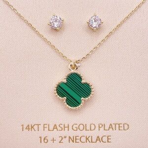 Gold and Green Necklace Set